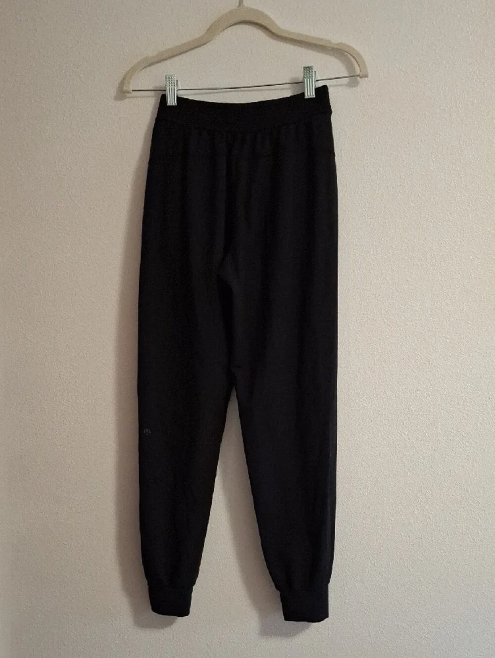 lululemon athletica Black Women's Jogger Track Pants Size 2
